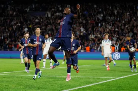 Paris Saint-Germain Overpower Atalanta as Marcus Thuram Scores Twice to Secure Inter Milan Win at Ajax