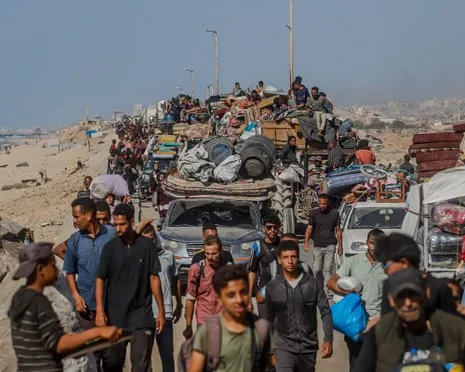 IDF Push to Compel Civilians Away of Gaza's Urban Center as Ground Offensive Continues