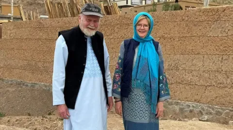 UK Couple Detained by Taliban for Several Months At Last Freed from Prison